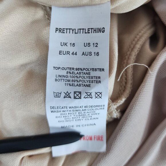 PRETTYLITTLETHING Size 12 Deep Plunge Ruched Long‎ Sleeve Mesh Snap Bodysuit - Picture 12 of 12